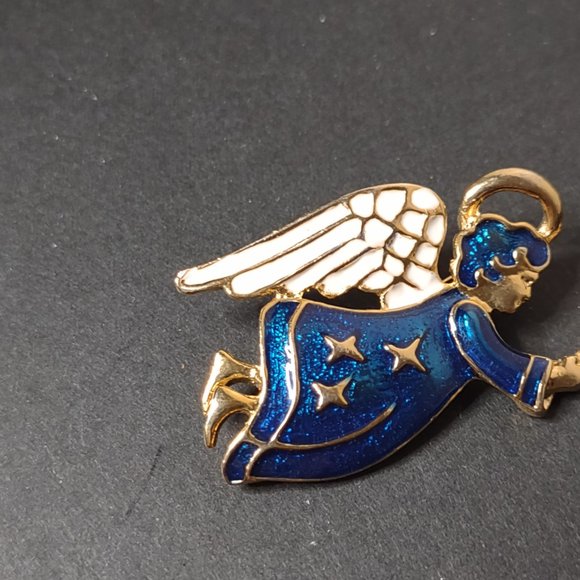 Blue Angel With Star Wand Brooch - Picture 3 of 7